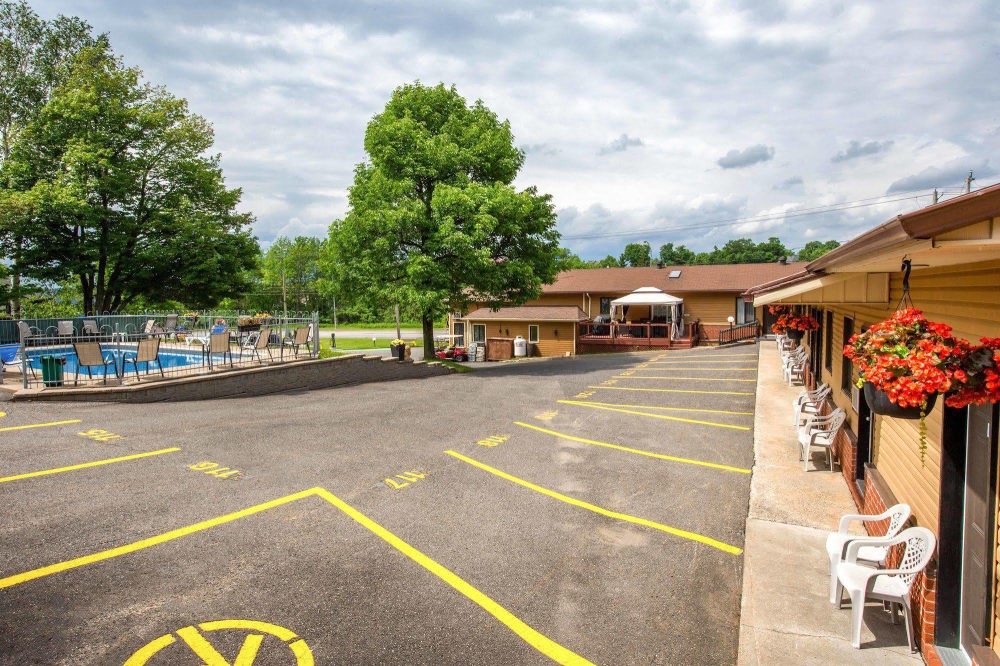 Motel Et Camping Etchemin Levis Ngoại thất bức ảnh